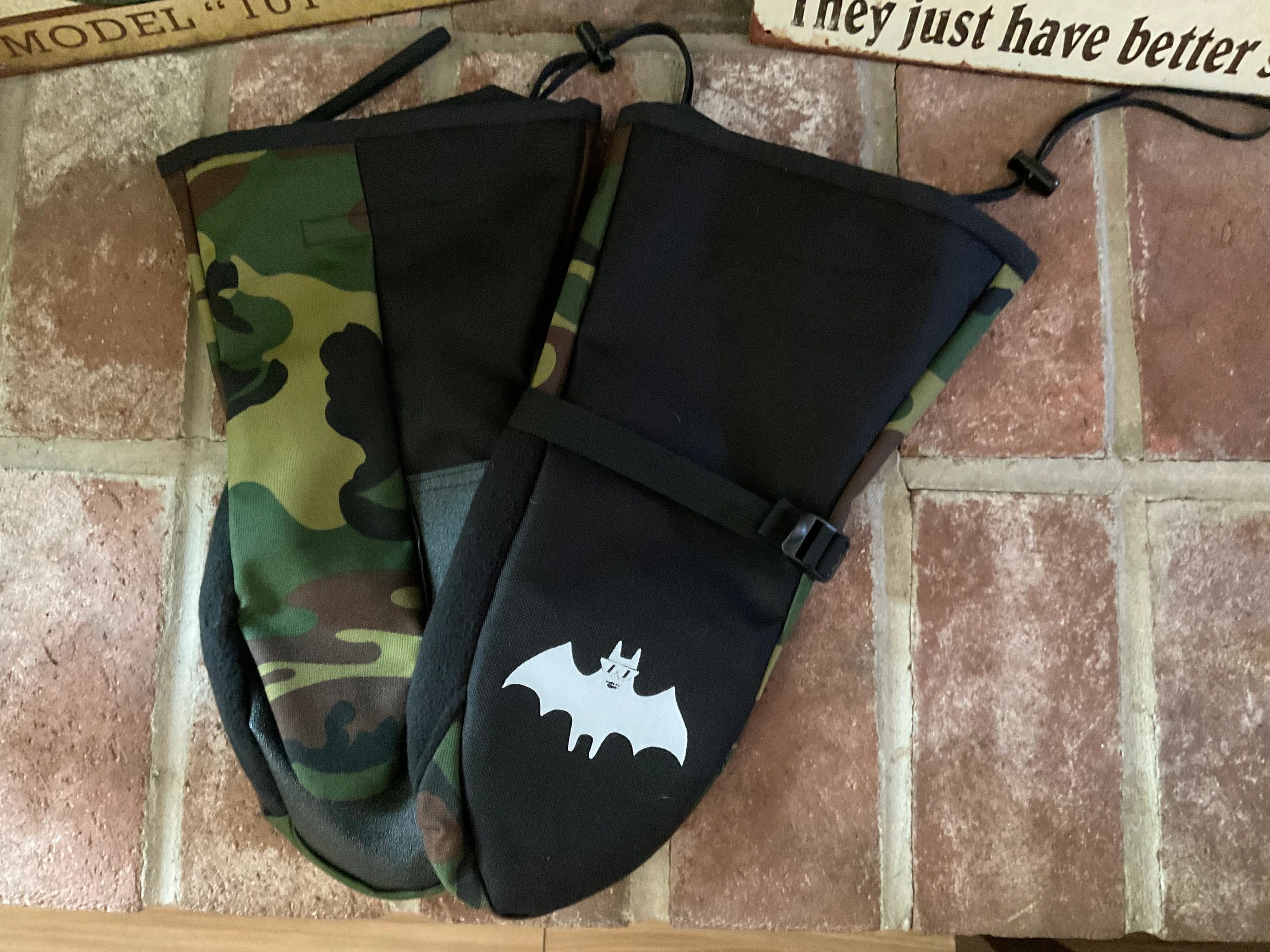Camouflage drawstring bag with bat logo